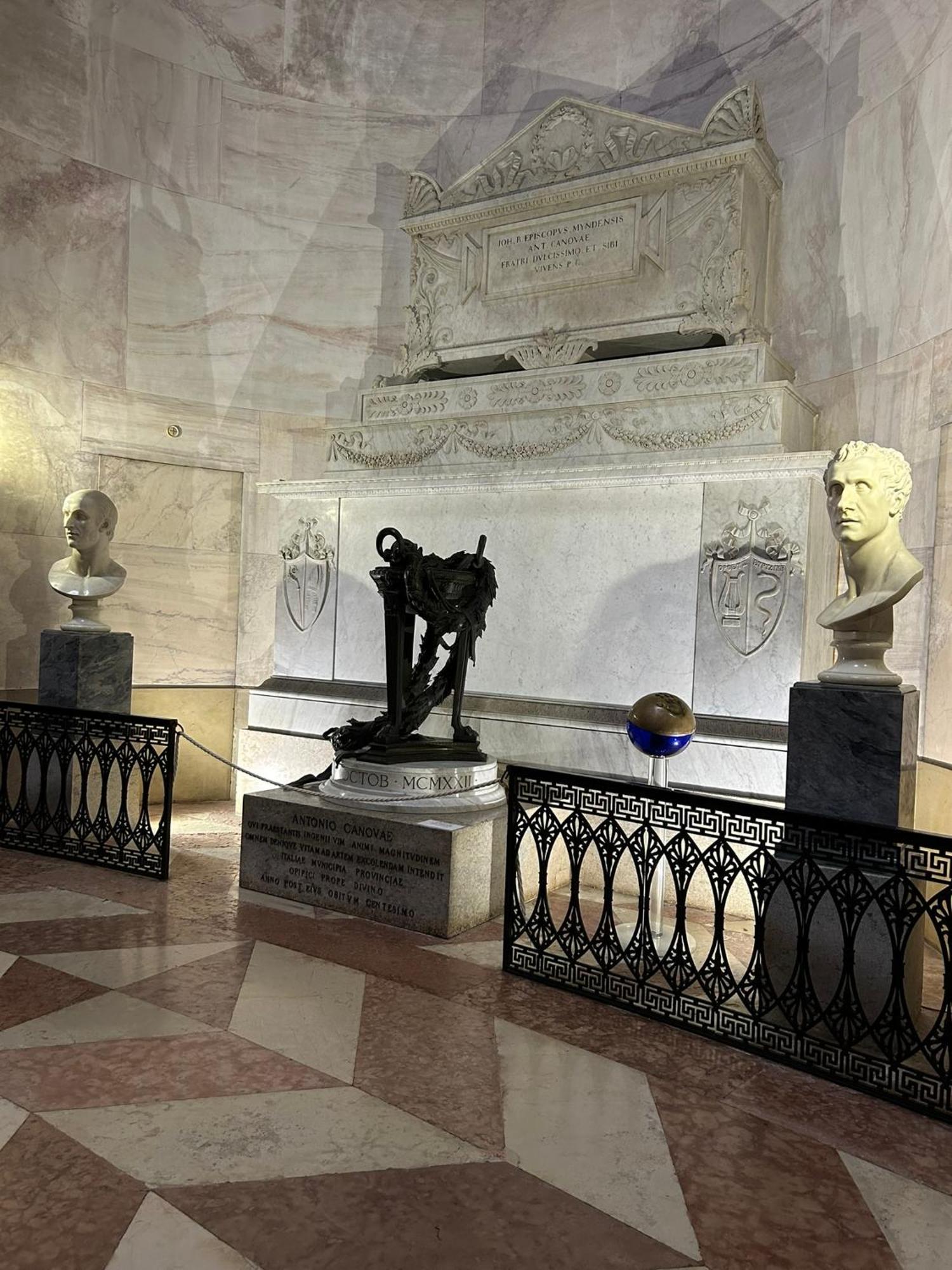 B&B Relief Possagno Bagian luar foto